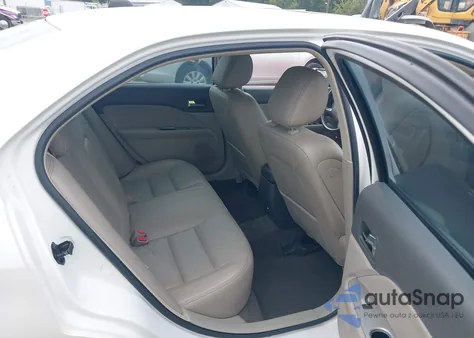 2010 Ford Fusion Sel z USA, uszkodzony, nr VIN 3FAHP0JGXAR420558